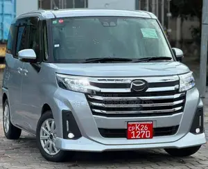 Toyota Roomy Custom GT 2023