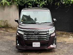 Toyota Roomy Custom G 4way 8Airbg 2025