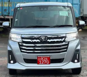 Toyota Roomy Custom GT 2023