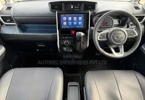 Toyota Roomy Custom GT 2023