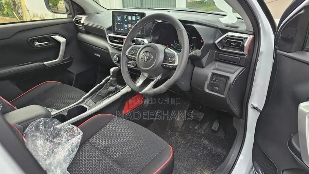 Toyota Raize Z HYBRID 1200CC 2026