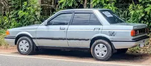 Nissan Sunny B12 1989