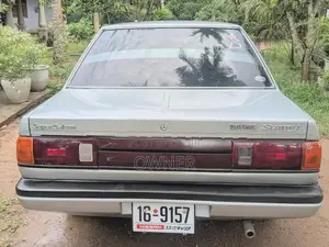 Nissan Sunny B12 1989