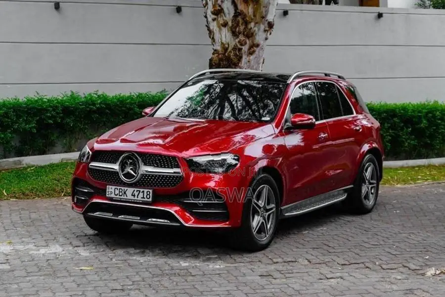 Mercedes Benz GLE 300D Premium + Teach Pack 2019