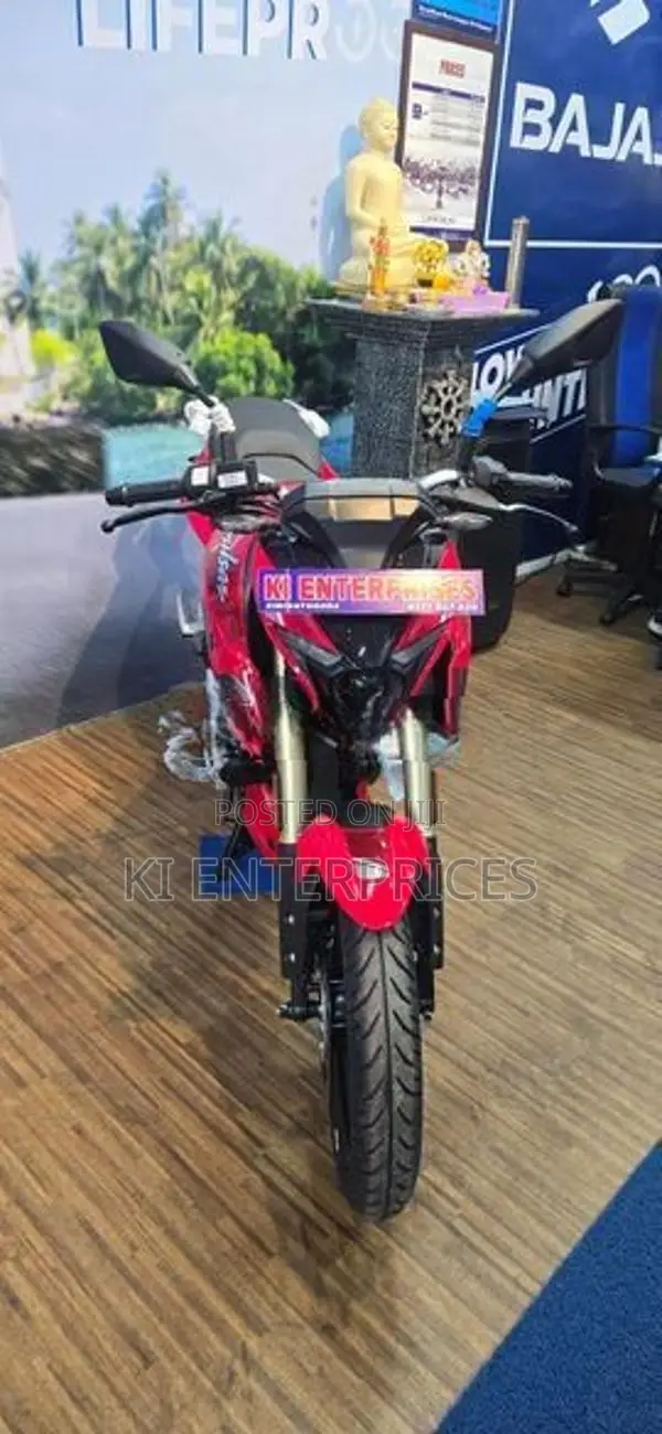 Bajaj Pulsar N160 Premium 2026
