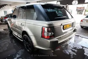 Land Rover Range Sport 5.0L V8 Supercharged 2010
