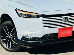 Honda Vezel Z Play 4way 10sp B/N 2025