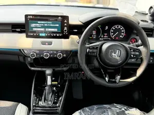 Honda Vezel Z PLAY PREMIUM 2025
