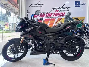 Bajaj Pulsar N160 Premium 2026