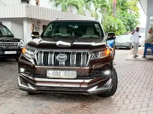 Toyota Land Cruiser Prado TX 2017