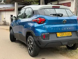 Tata Punch S Plus 2025