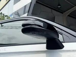 Honda Vezel Z PLAY PREMIUM 2025