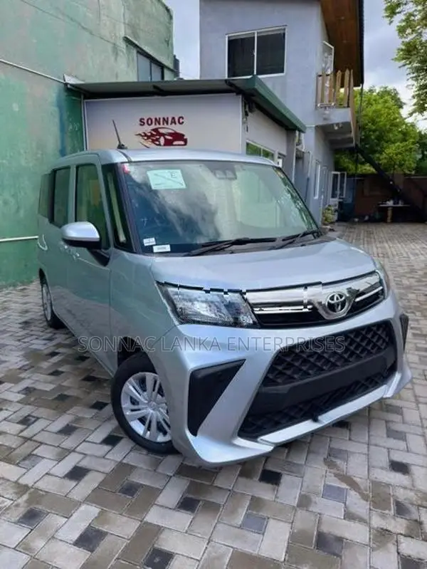 Toyota Roomy X Grade 2023