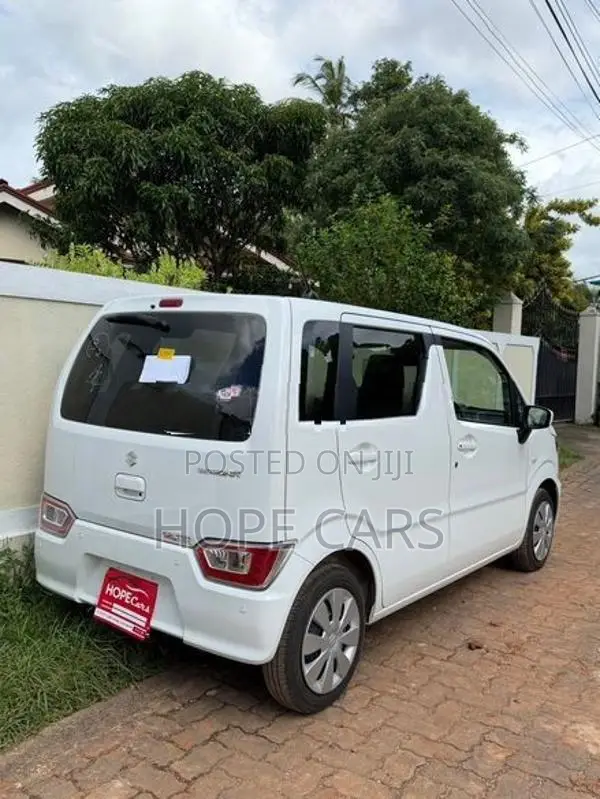 Suzuki Wagon R FX Safety 2025