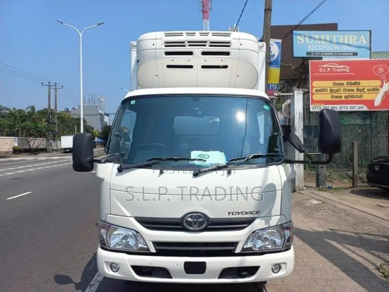 Isuzu Elf 10.5 AUTO MIN30 2016