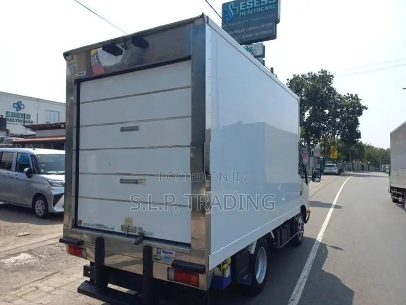 Isuzu Elf 10.5 AUTO MIN30 2016