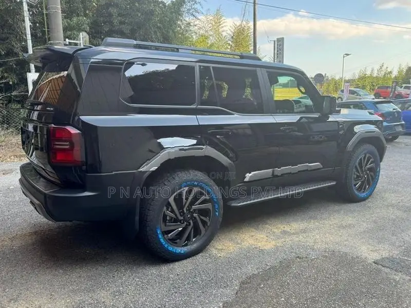 Toyota Land Cruiser Prado LC 250 2024