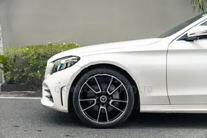Mercedes Benz C200 Premium Plus AMG 2019