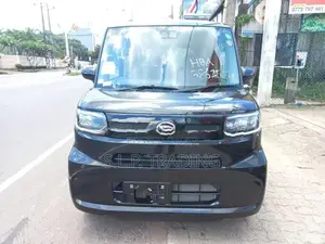 Daihatsu Tanto Single Power Door 2023