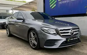Mercedes Benz E180 AMG 2020