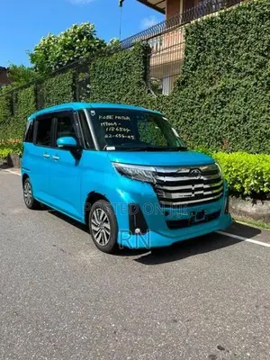 Toyota Roomy Custom G 2025