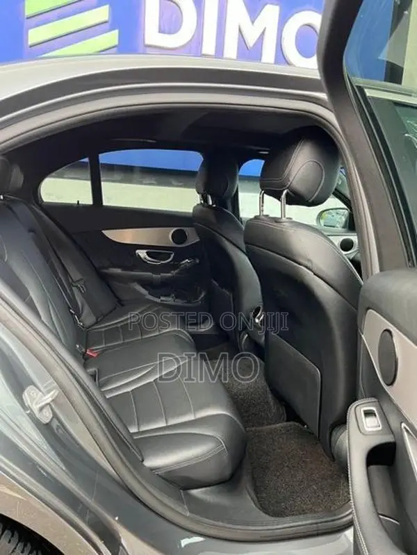 Mercedes Benz C200 AMG 2019