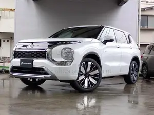 Mitsubishi Outlander PHEV P Executive Pac 2025
