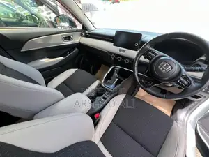 Honda Vezel Z Play 2024