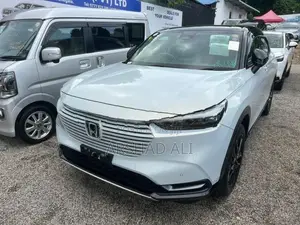 Honda Vezel Z Play 2024