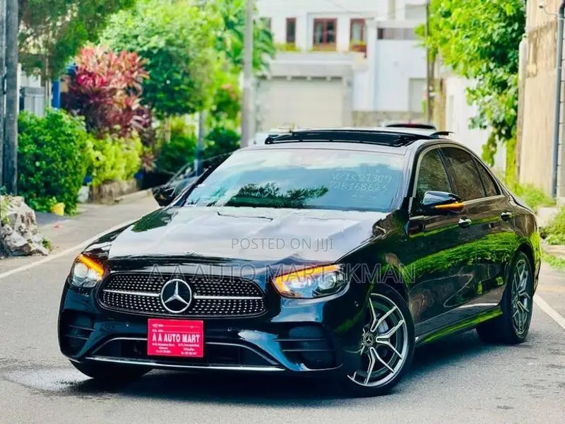 Mercedes Benz E200 AMG LINE PREMIUM 2023