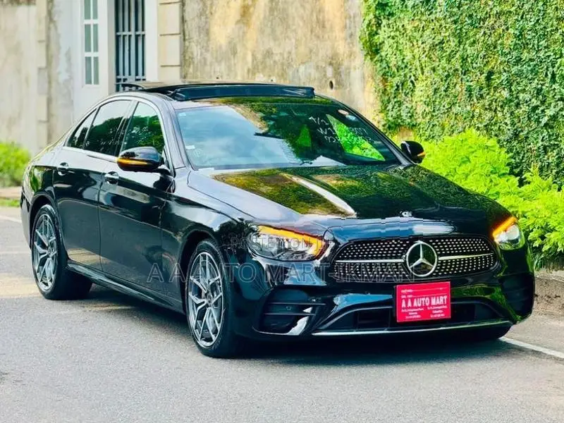 Mercedes Benz E200 AMG LINE PREMIUM 2023