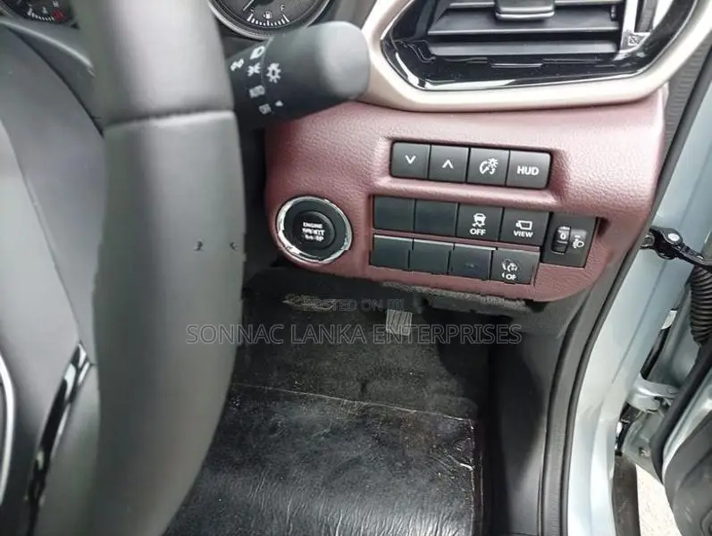 Toyota Taisor V URBAN CRUISER 2026