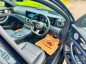 Mercedes Benz E200 AMG LINE PREMIUM 2023
