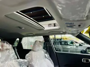 Hyundai Venue HX5 SUNROOF B/NEW 2026