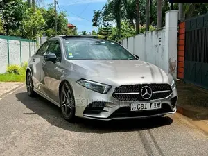 Mercedes Benz A200 Premium Plus 2019