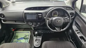 Toyota Vitz KSP130 SAFETY 2017