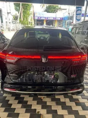 Honda Vezel RS 2025