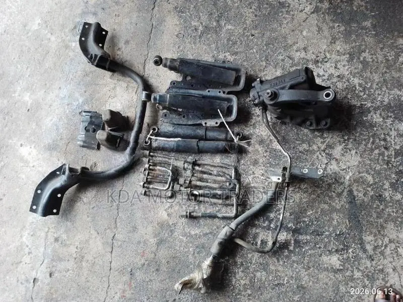 Isuzu 4JG2 Axel Bar set Complete