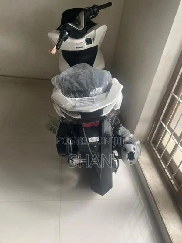 Honda PCX160 2026