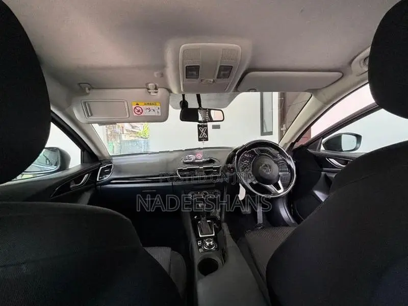 Mazda 3 2016