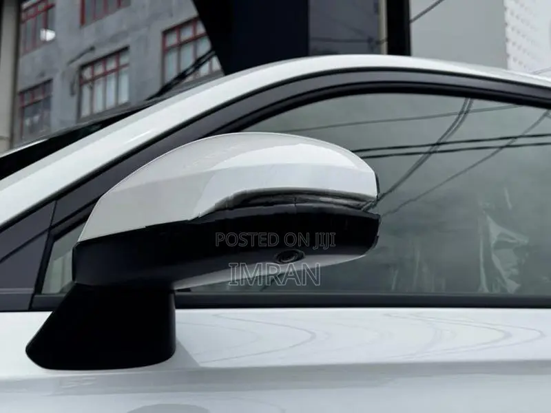Honda Vezel Z PREMIUM B/N 2026