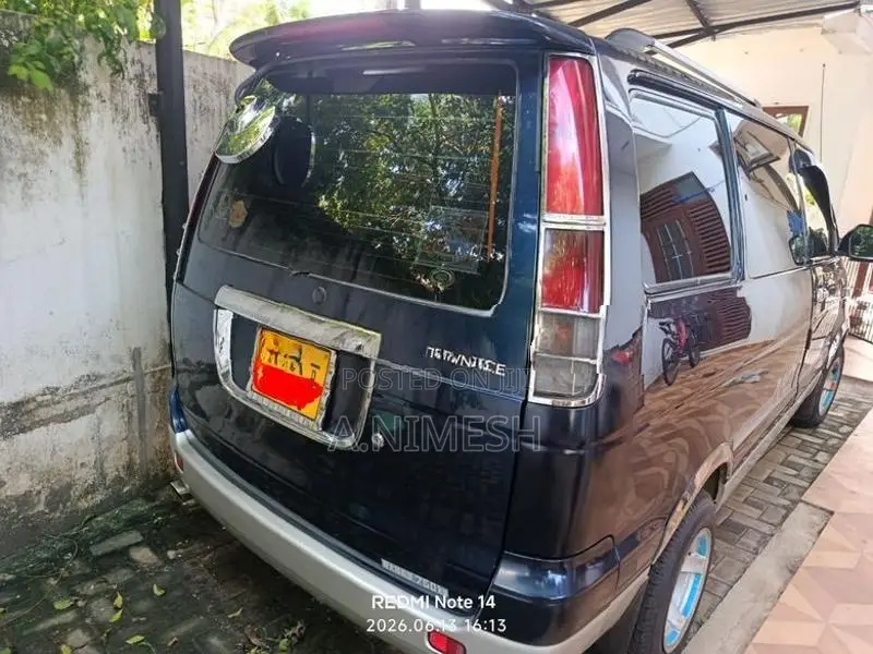 Toyota Noah CR42 2000