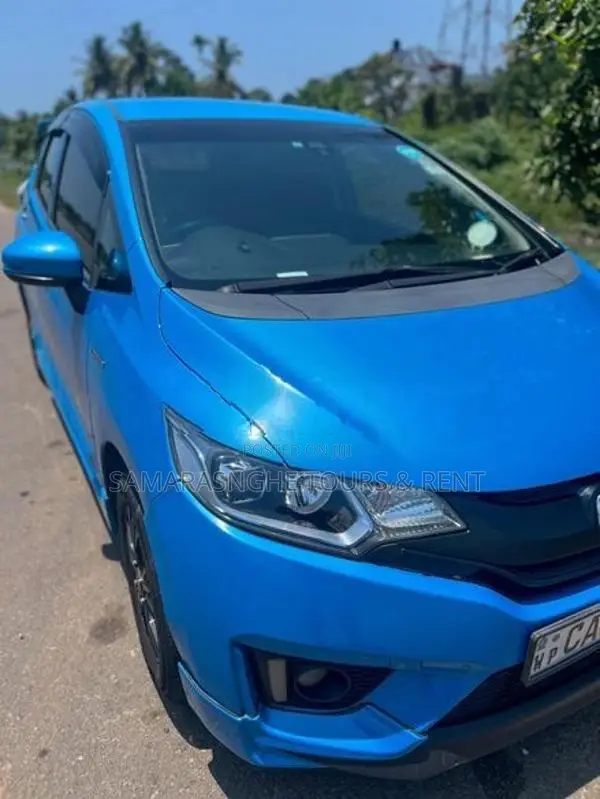 Honda Fit GP6 2015