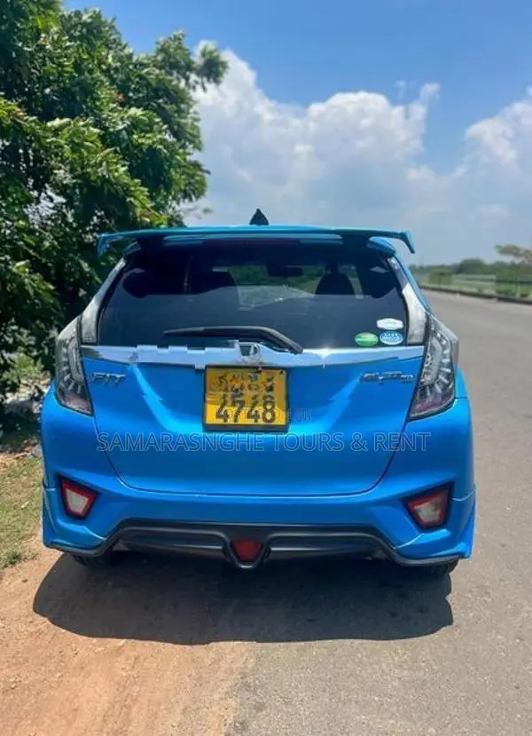 Honda Fit GP6 2015