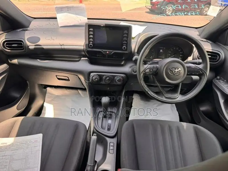 Toyota Yaris X Limited 2023