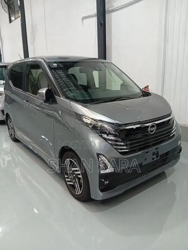 Nissan Dayz Highway Star 2024