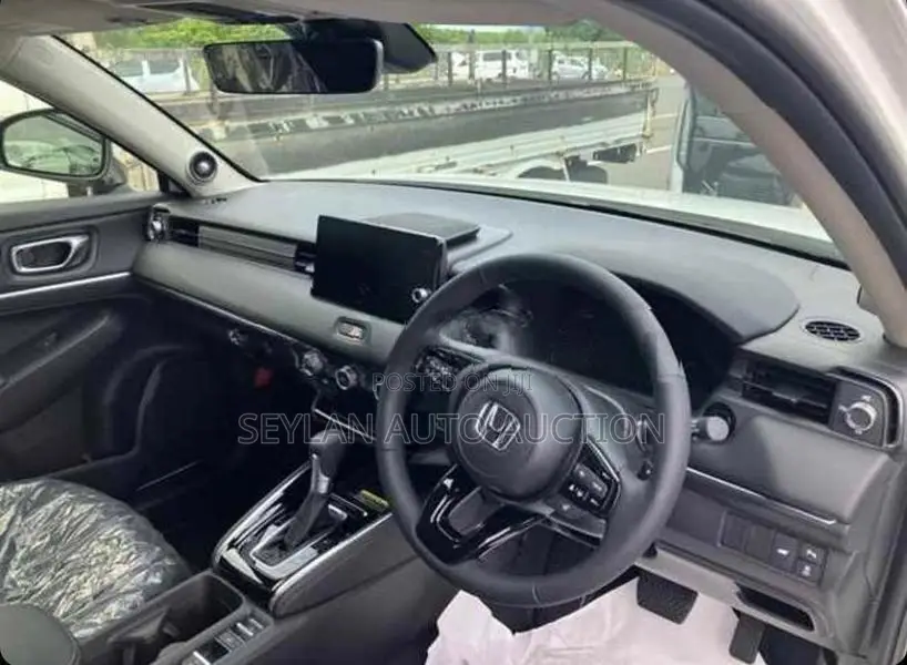 Honda Vezel Z Hybrid 2025
