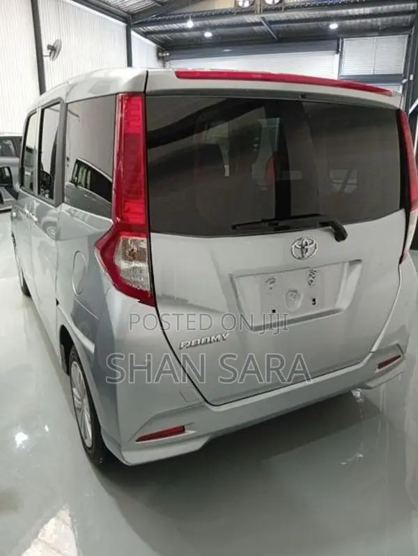 Toyota Roomy X 2023