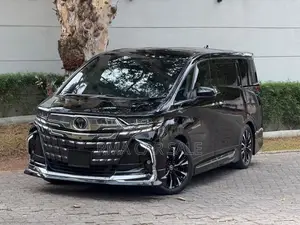 Toyota Alphard Executive lounge 2025