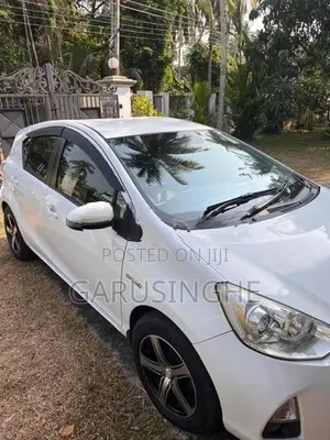 Toyota Aqua 2014